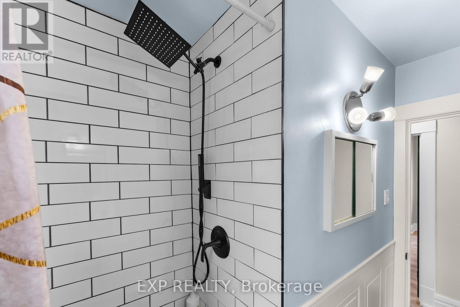 33 Richmond Avenue, St. Catharines, Ontario  L2R 3W6 - Photo 27 - X12910974