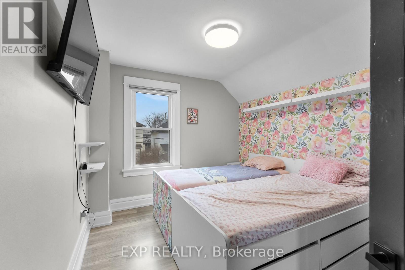 33 Richmond Avenue, St. Catharines, Ontario  L2R 3W6 - Photo 28 - X12910974