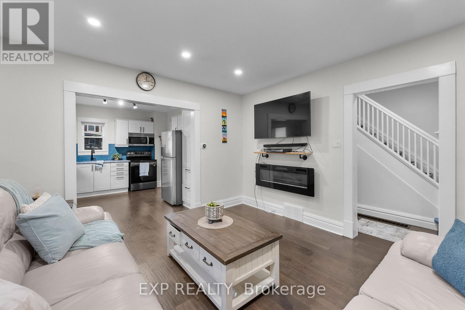 33 Richmond Avenue, St. Catharines, Ontario  L2R 3W6 - Photo 9 - X12910974