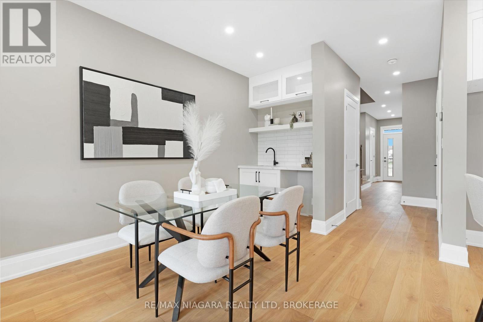 6208 Curlin Crescent, Niagara Falls, Ontario  L2H 0B8 - Photo 13 - X12911058