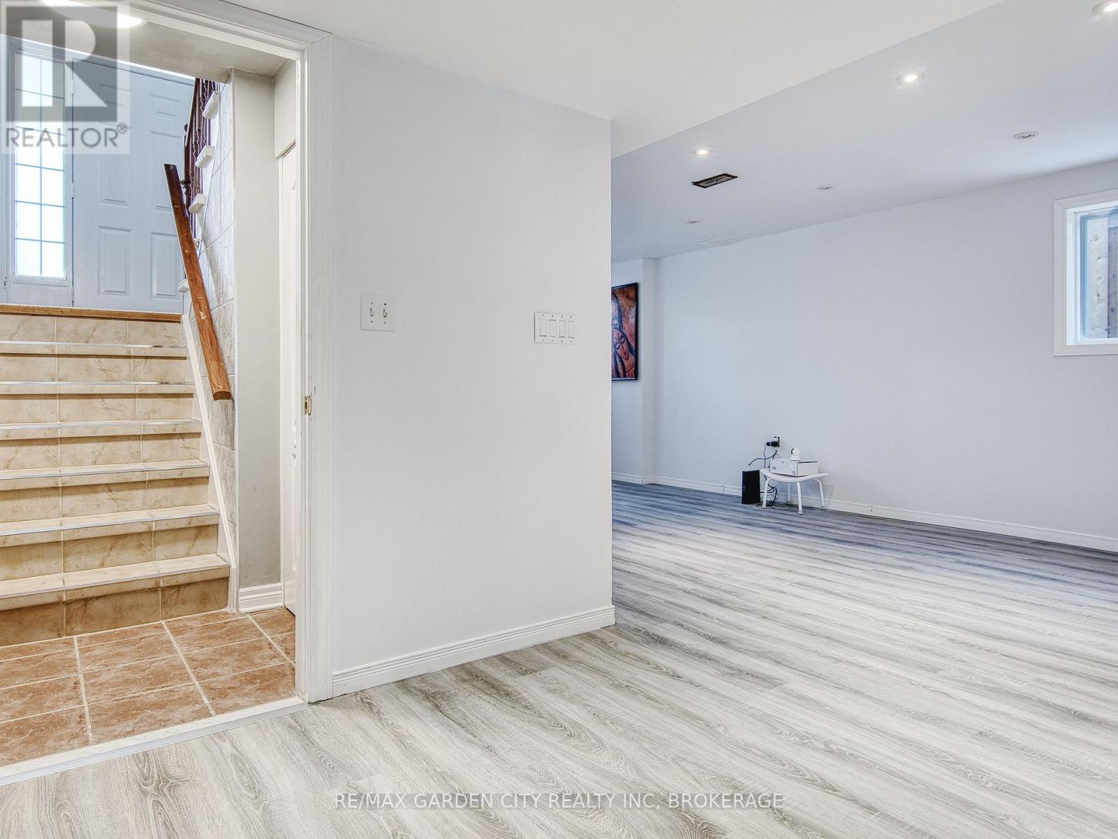 11 Cozocar Crescent, St. Catharines, Ontario  L2S 3Y5 - Photo 28 - X12911098