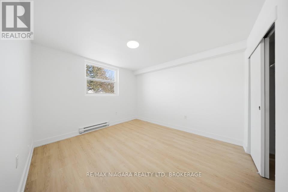 25 Downes Avenue, Prince Edward County, Ontario  K0K 2T0 - Photo 4 - X12911198