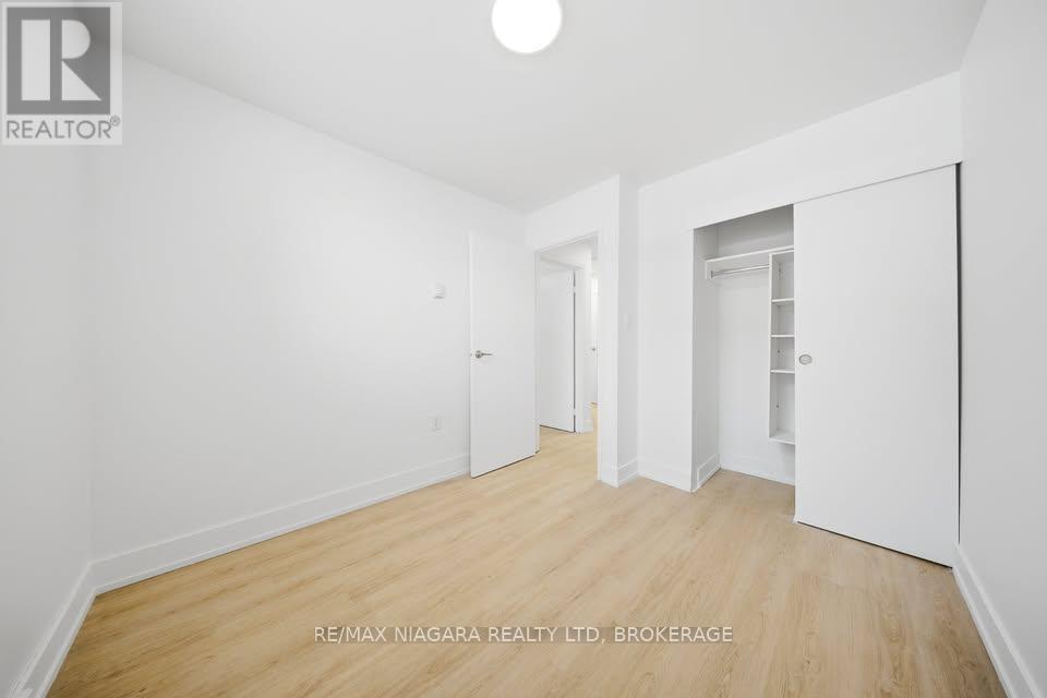 25 Downes Avenue, Prince Edward County, Ontario  K0K 2T0 - Photo 7 - X12911198