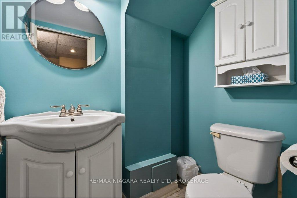 6 Grammar Avenue, St. Catharines, Ontario  L2N 3L3 - Photo 34 - X12912732