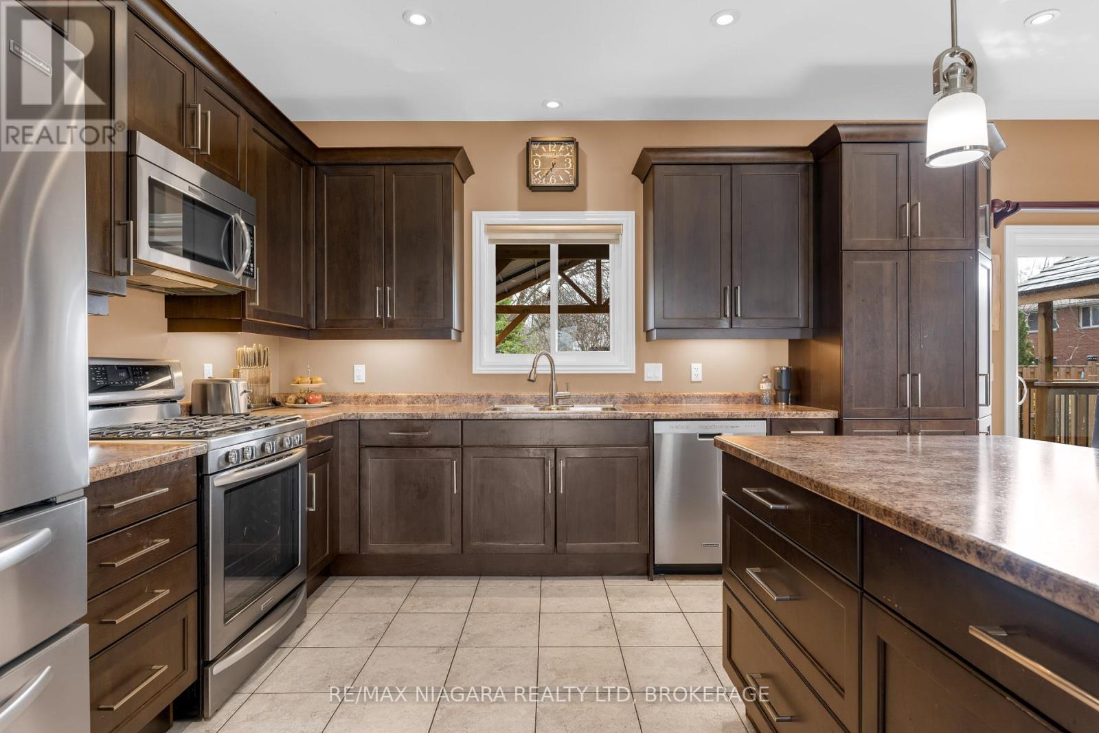4750 Baldwin Avenue, Niagara Falls, Ontario  L2H 0J5 - Photo 9 - X12913140