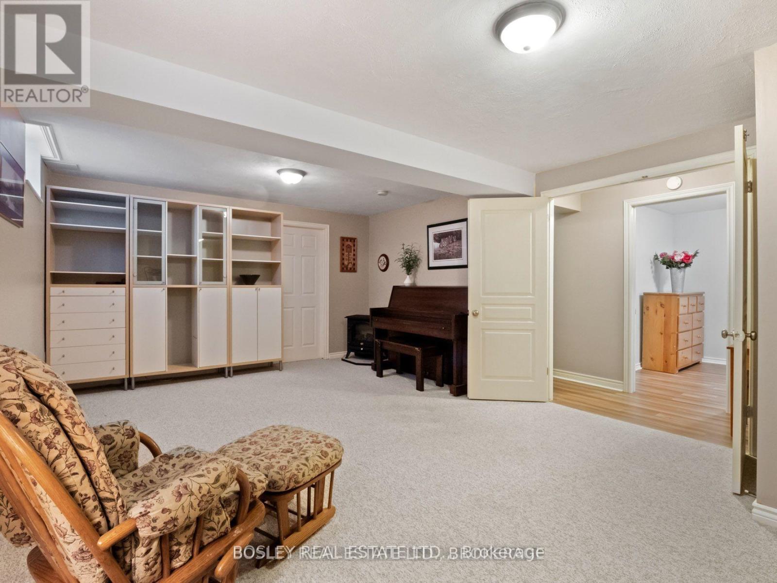 50 Aaron Trail, Welland, Ontario  L3B 6G4 - Photo 22 - X12913478