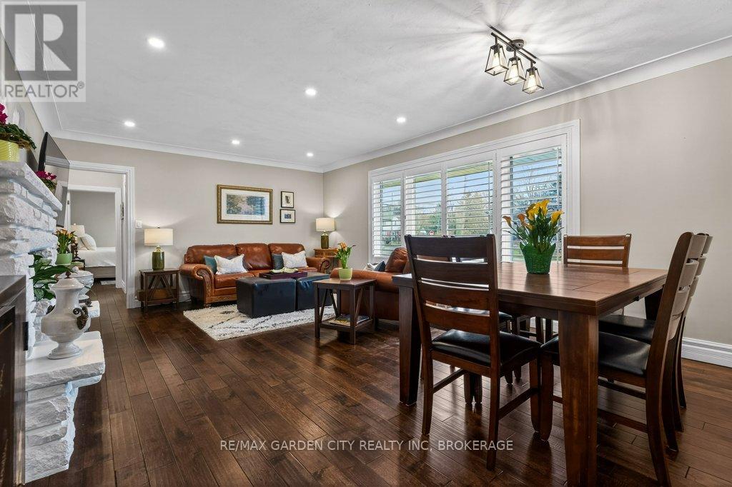 2 Lynnwood Avenue, Grimsby, Ontario  L3M 2X6 - Photo 8 - X12914270