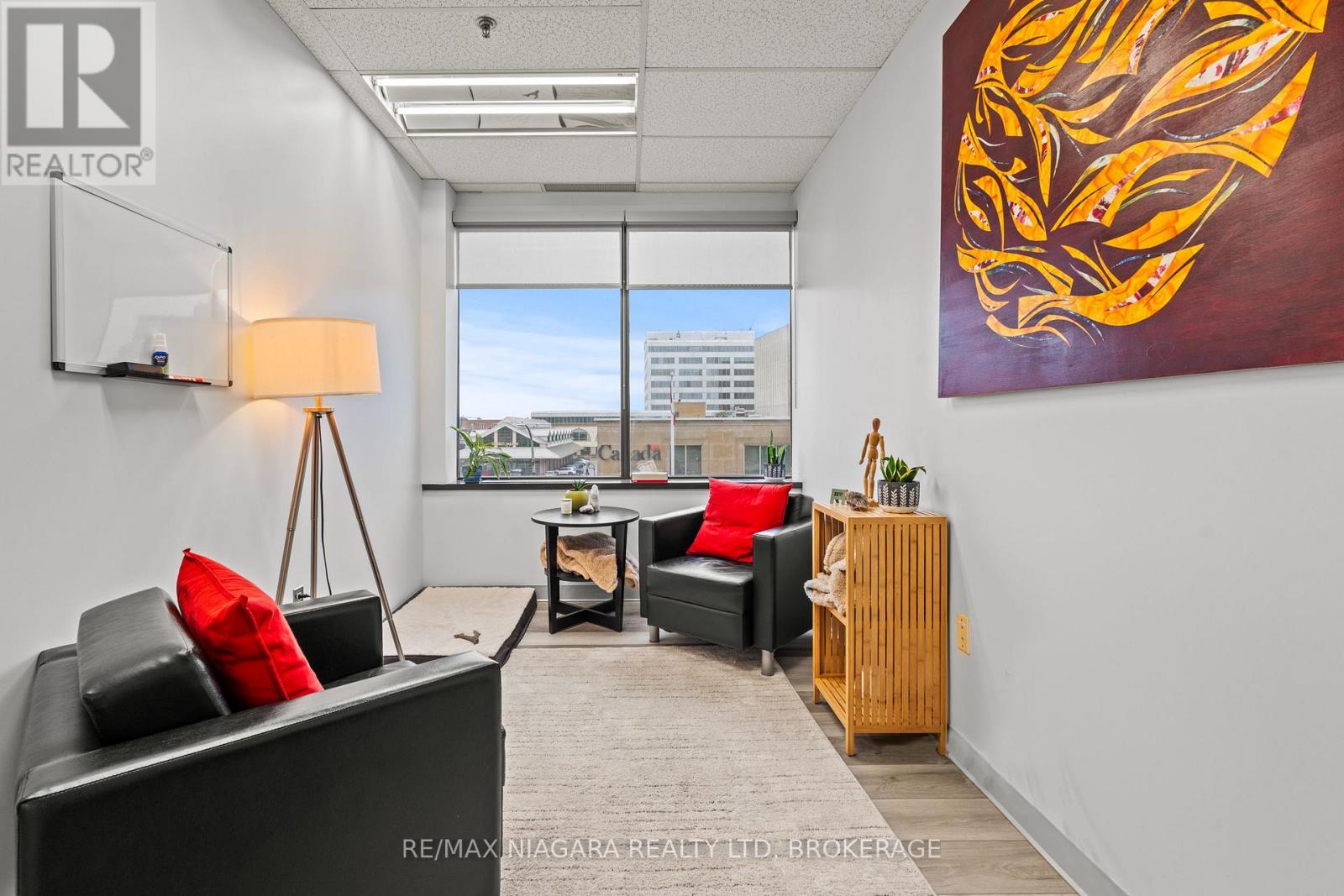 300 - 43 Church Street, St. Catharines, Ontario  L2R 7E1 - Photo 14 - X12915022