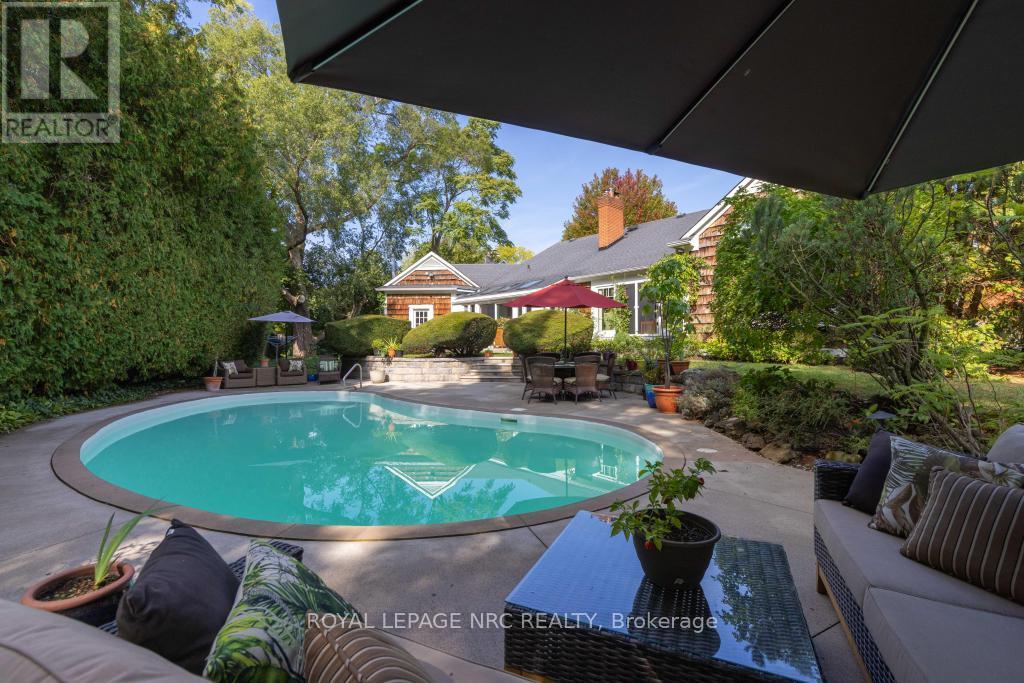 7 Christopher Street, Niagara-On-The-Lake, Ontario  L0S 1J0 - Photo 11 - X12915098