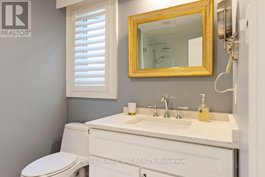 7 Christopher Street, Niagara-On-The-Lake, Ontario  L0S 1J0 - Photo 36 - X12915098