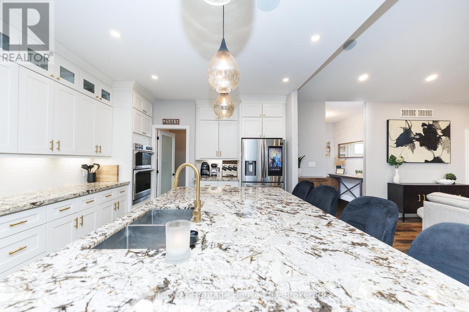 856 Lorraine Road, Port Colborne, Ontario  L3K 5V5 - Photo 12 - X12915330