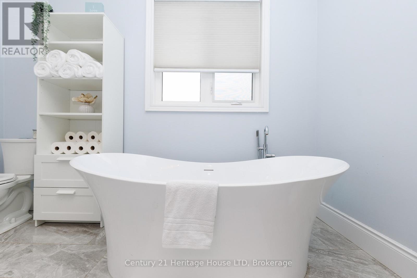 856 Lorraine Road, Port Colborne, Ontario  L3K 5V5 - Photo 22 - X12915330