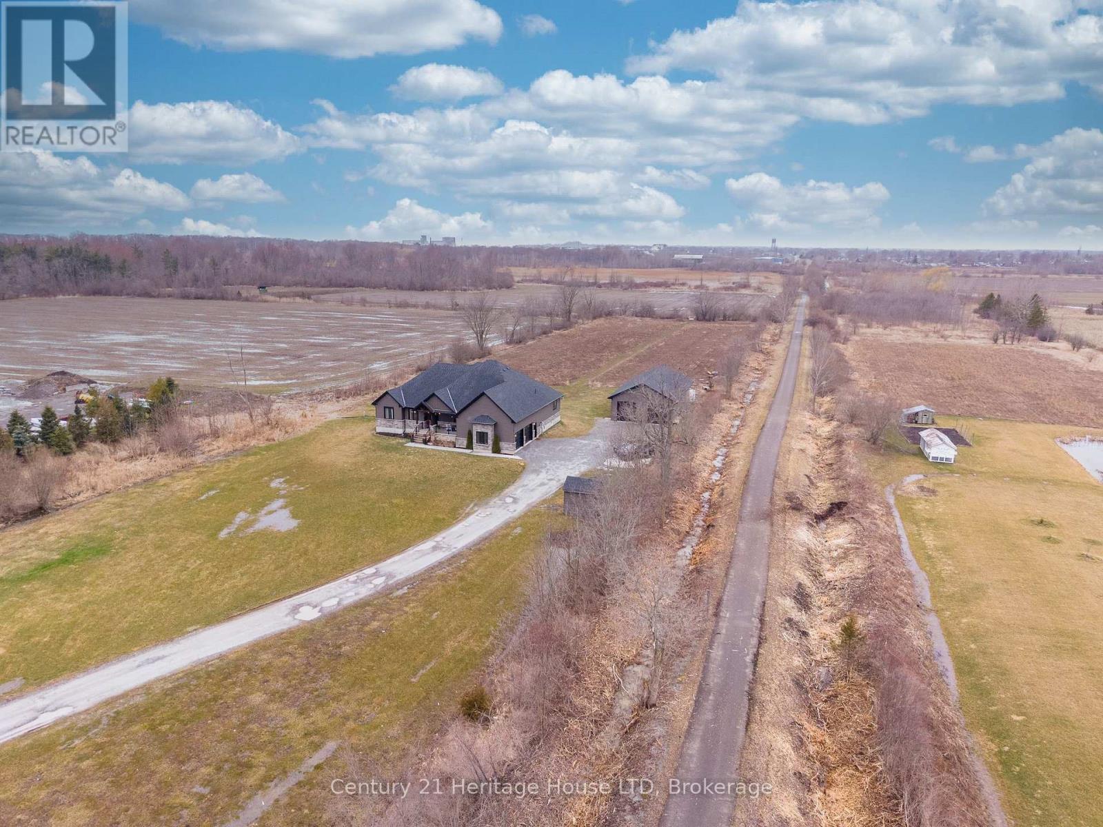 856 Lorraine Road, Port Colborne, Ontario  L3K 5V5 - Photo 46 - X12915330