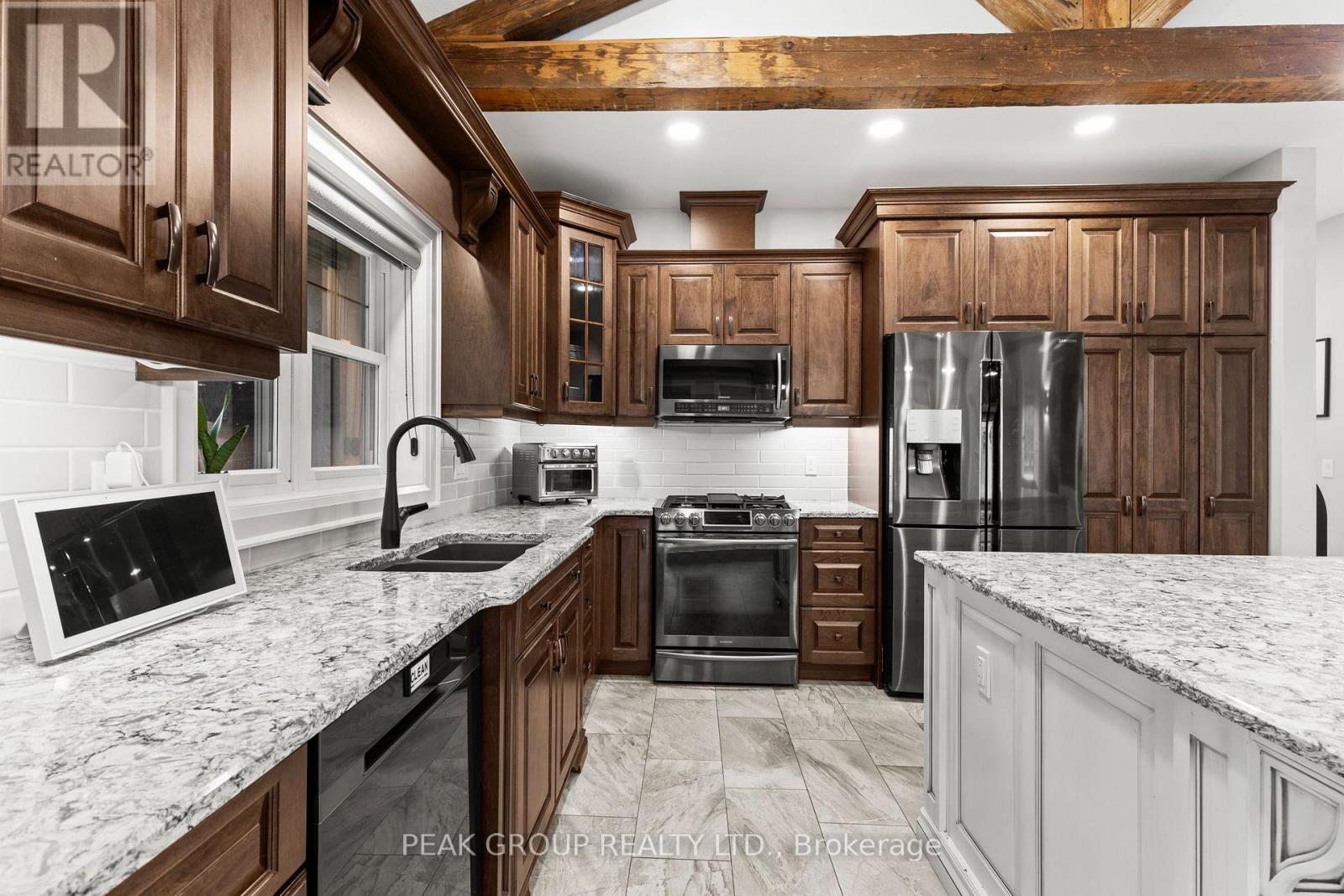 662 Foss Road, Pelham, Ontario  L0S 1C0 - Photo 13 - X12915752