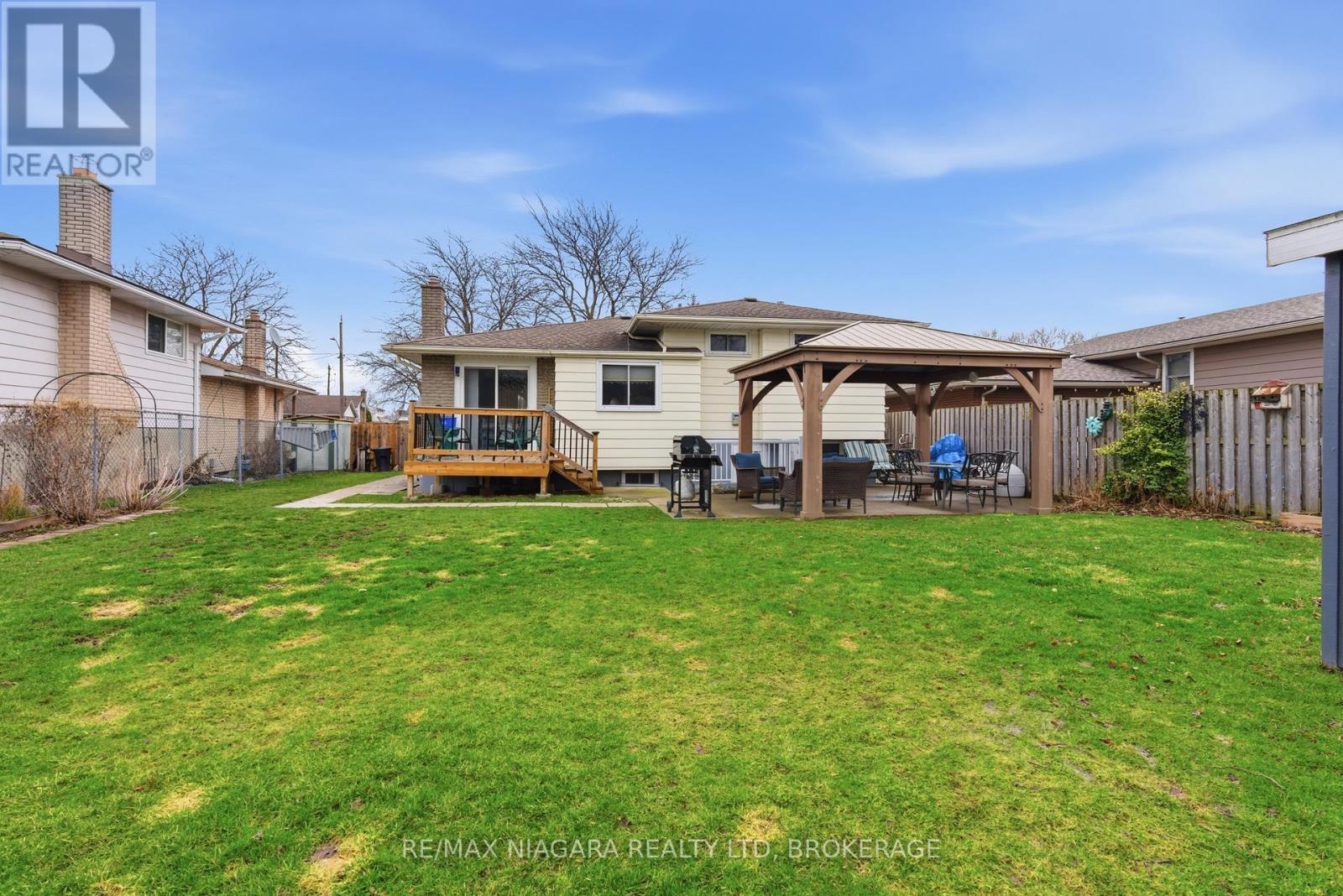 57 Meredith Drive, St. Catharines, Ontario  L2M 6R5 - Photo 32 - X12915930