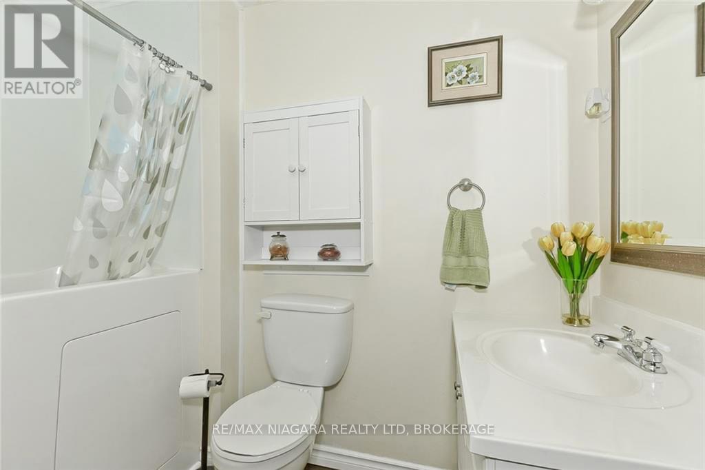 144 Burgar Street, Welland, Ontario  L3B 2S8 - Photo 11 - X12917442
