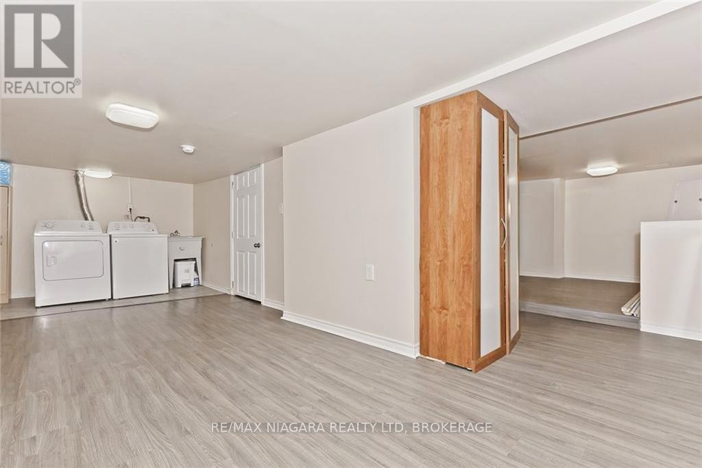 144 Burgar Street, Welland, Ontario  L3B 2S8 - Photo 14 - X12917442