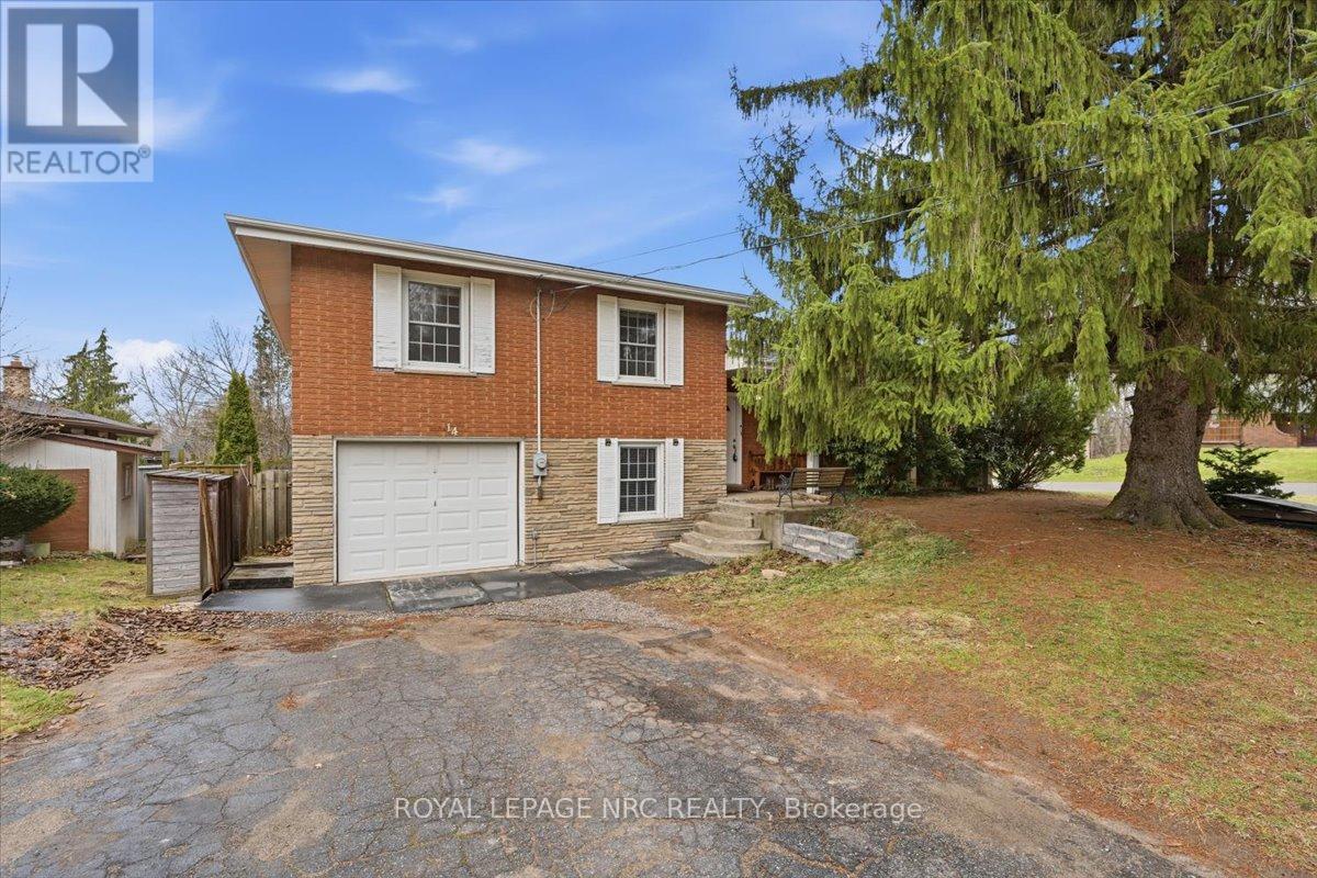 14 VALIANT STREET, Pelham, Ontario