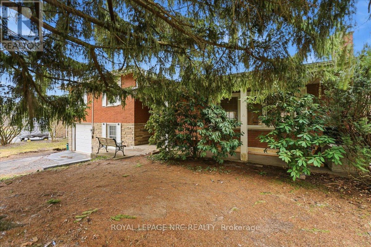 14 Valiant Street, Pelham, Ontario  L0S 1E0 - Photo 4 - X12917886