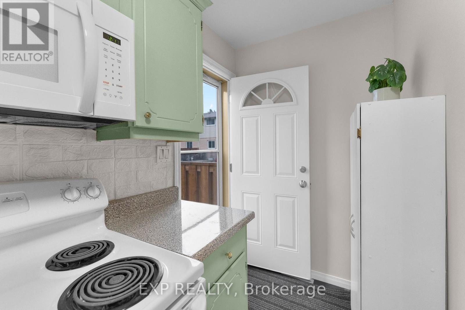 19 - 4215 Meadowvale Drive, Niagara Falls, Ontario  L2E 5W8 - Photo 16 - X12918368