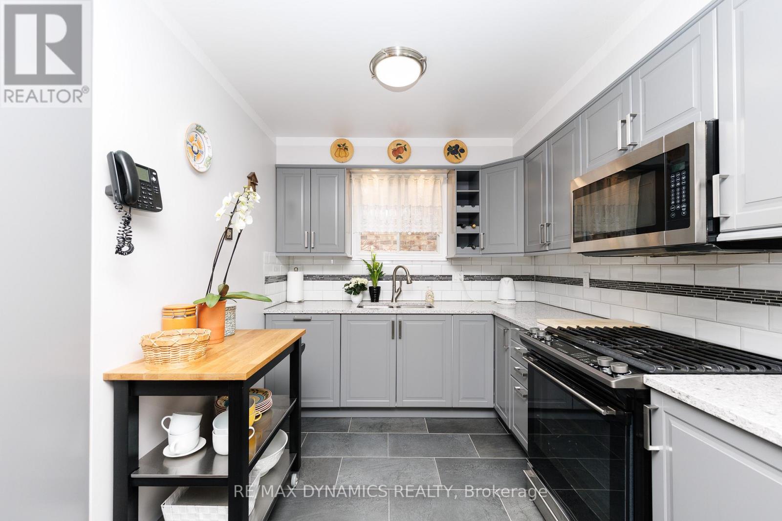 15 Rollins Drive, Welland, Ontario  L3C 6Z7 - Photo 13 - X12918494