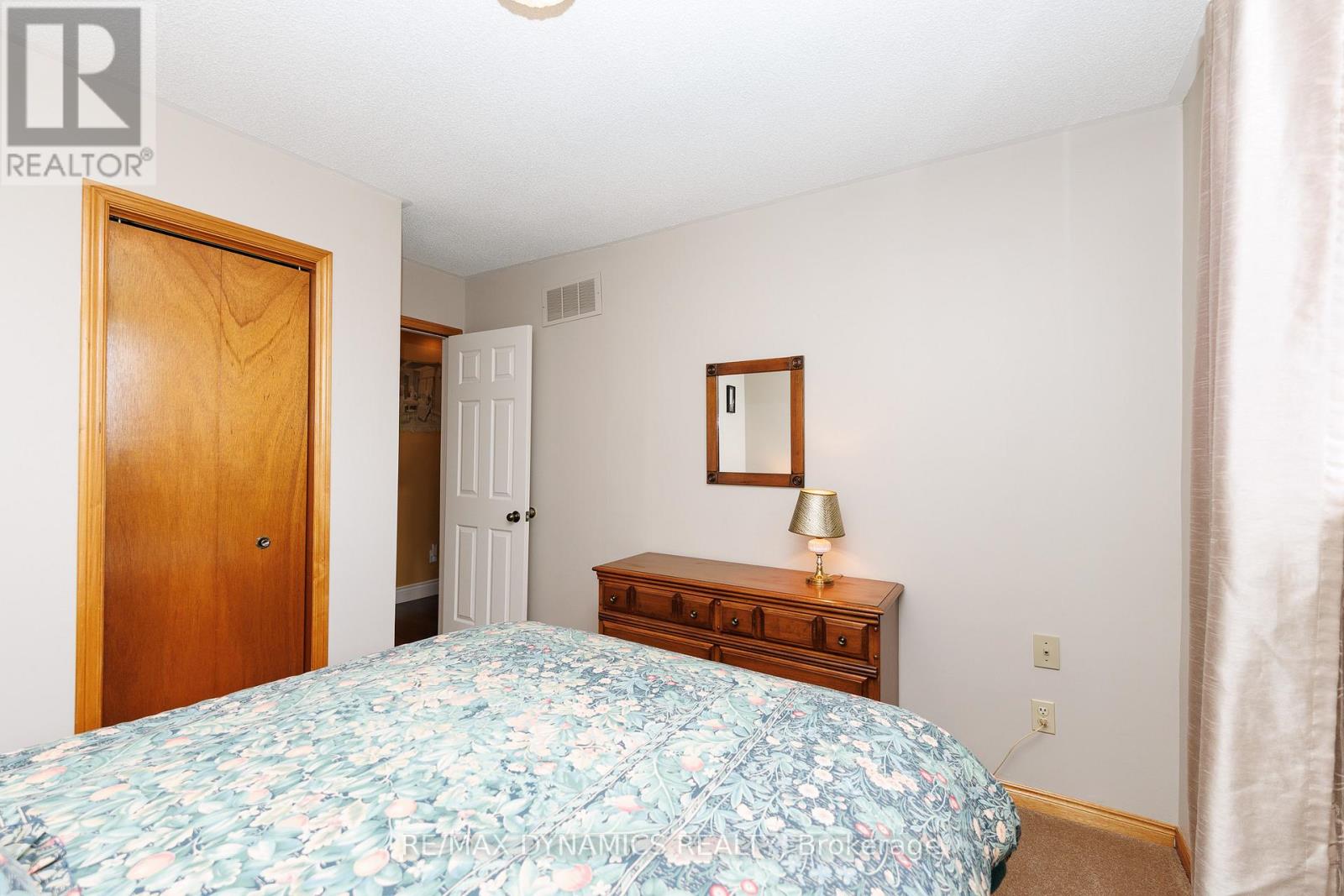 15 Rollins Drive, Welland, Ontario  L3C 6Z7 - Photo 20 - X12918494