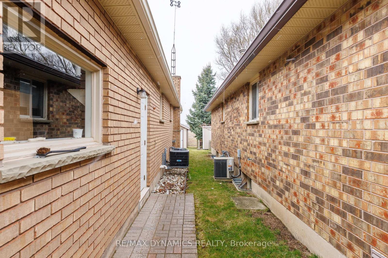 15 Rollins Drive, Welland, Ontario  L3C 6Z7 - Photo 28 - X12918494