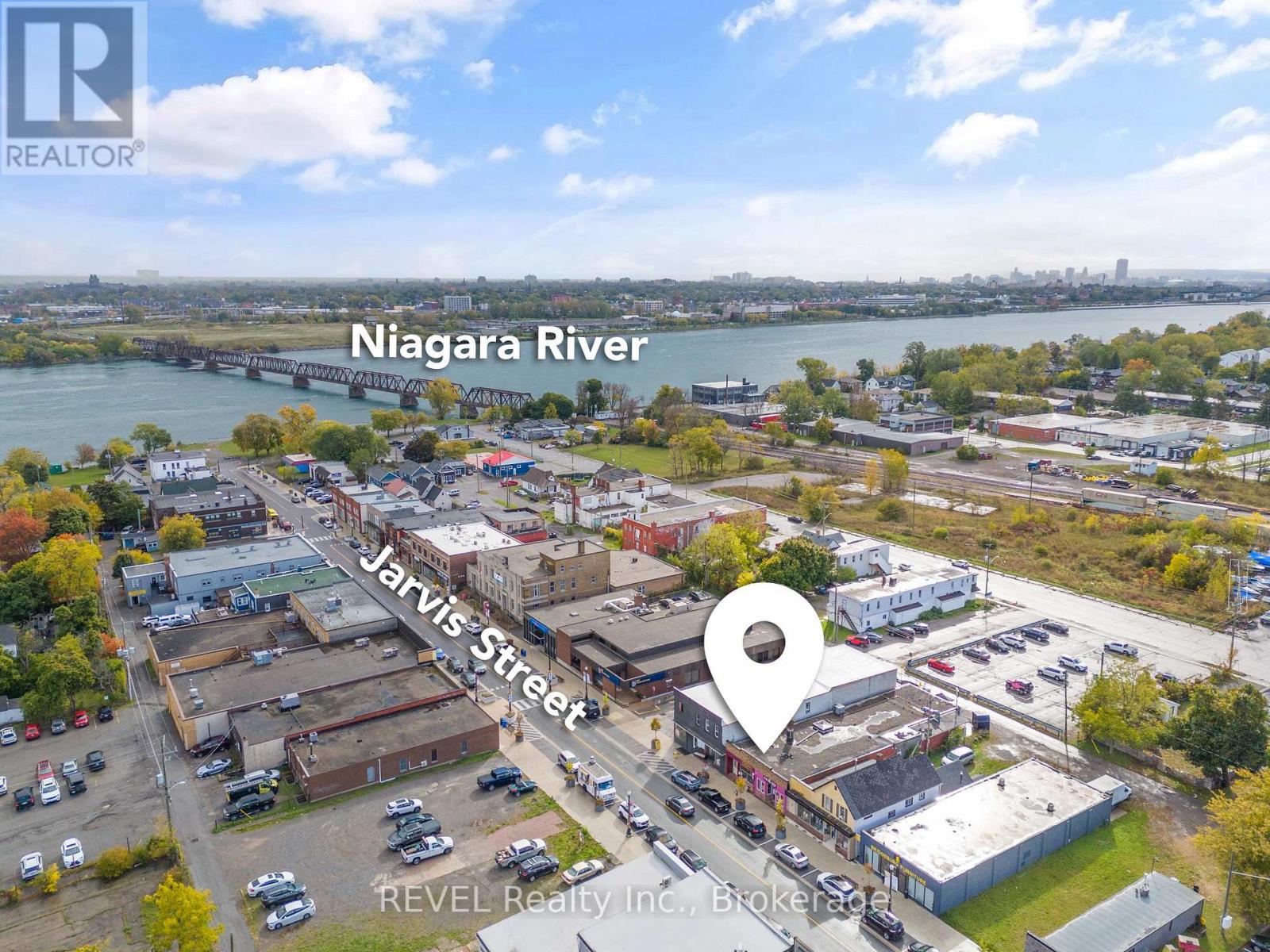77-81 Jarvis Street, Fort Erie, Ontario  L2A 2S3 - Photo 10 - X12919018
