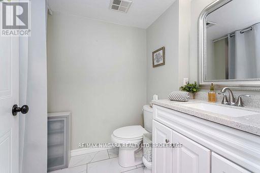 210 - 5100 Dorchester Road, Niagara Falls, Ontario  L2E 7H4 - Photo 11 - X12921706