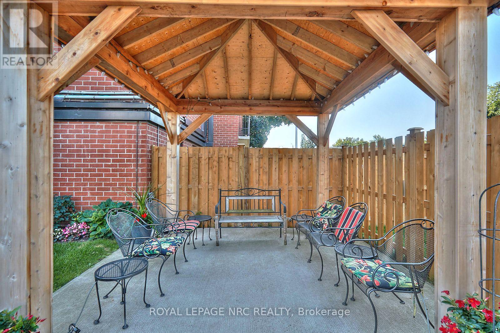 308 - 3955 Portage Road, Niagara Falls, Ontario  L2J 3W2 - Photo 18 - X12925128