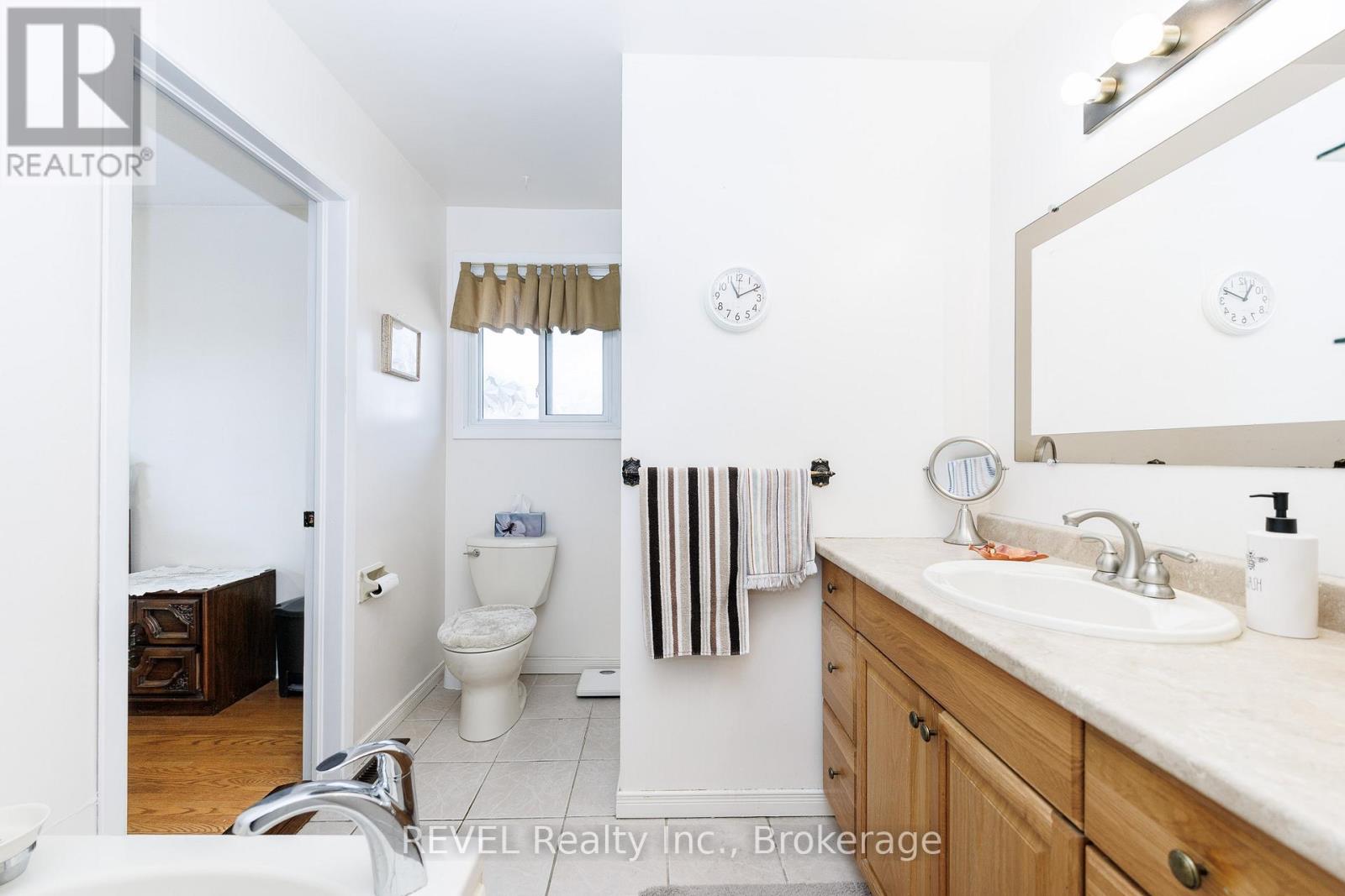 95 Loyalist Drive, Welland, Ontario  L3C 2X9 - Photo 19 - X12925456