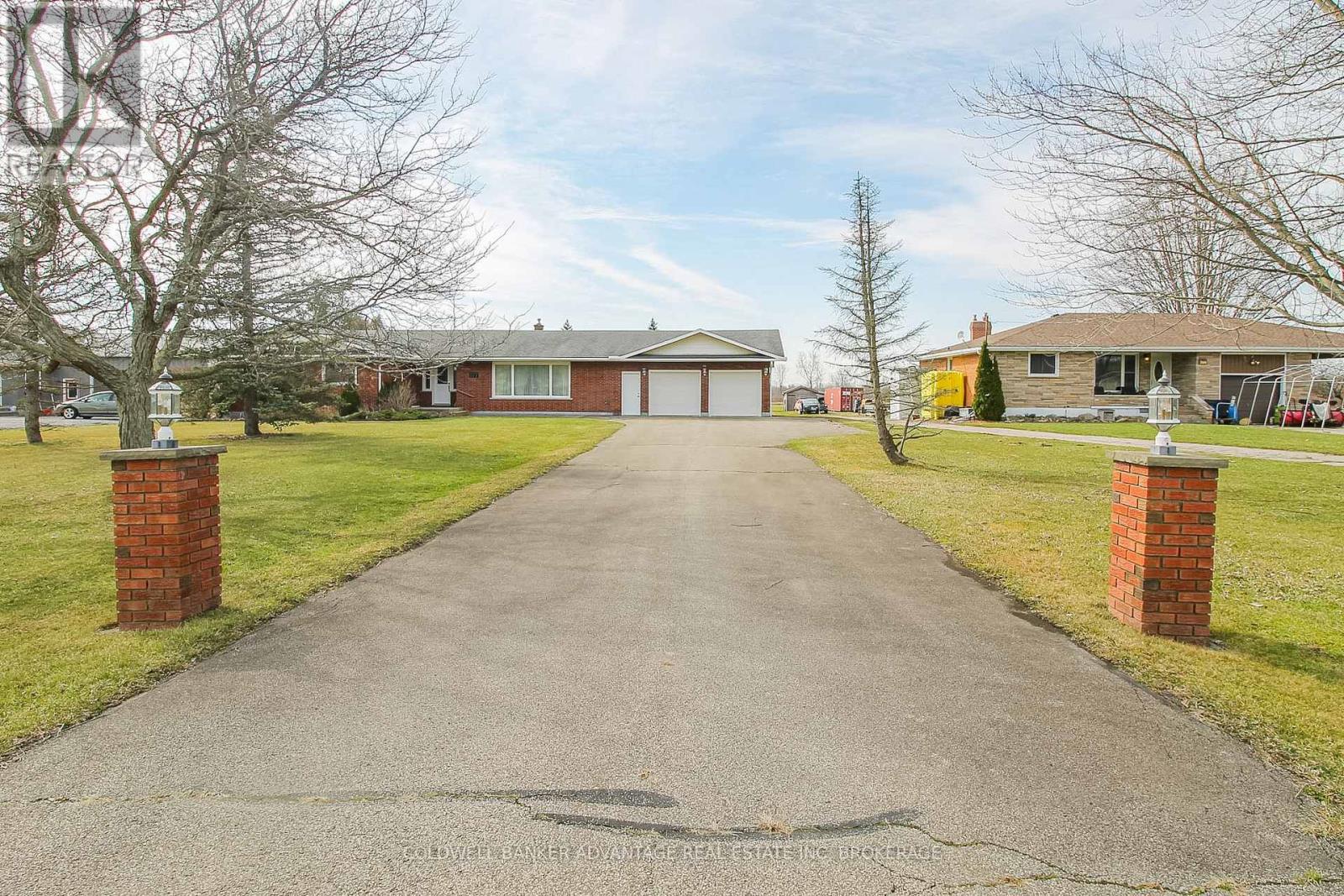 377 Silverthorn Crescent, Welland, Ontario  L3B 5N4 - Photo 41 - X12926774