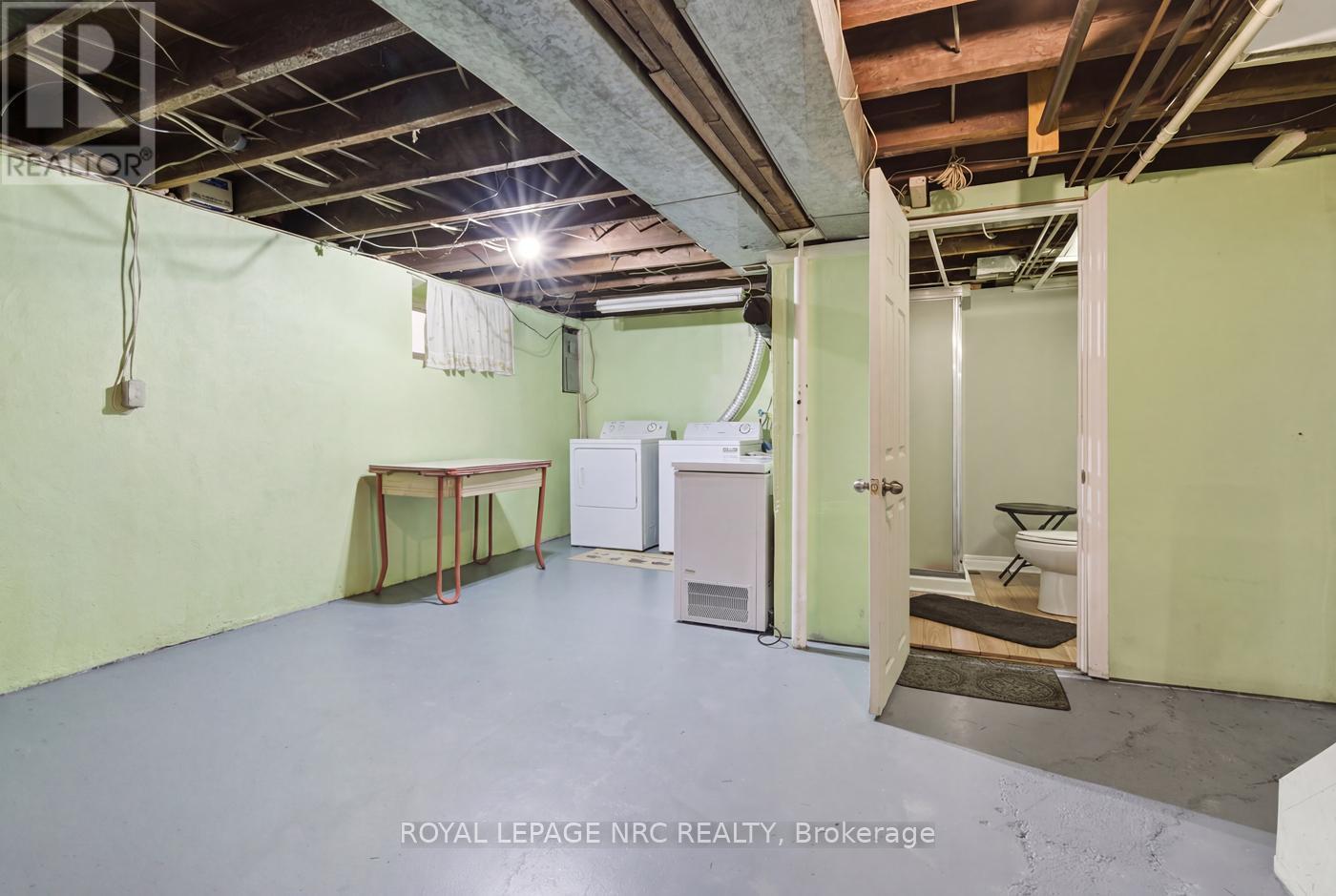 4634 Armoury Street, Niagara Falls, Ontario  L2E 1S6 - Photo 18 - X12927436