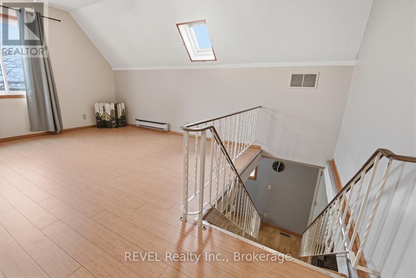 2757 North Shore Drive Drive E, Haldimand, Ontario  N0A 1K0 - Photo 22 - X12928096
