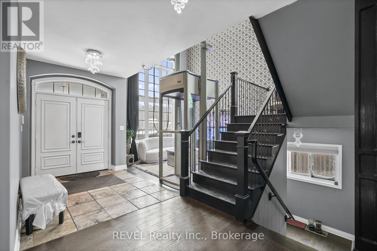 6600 Richard Crescent, Niagara Falls, Ontario  L2H 0A9 - Photo 5 - X12928404