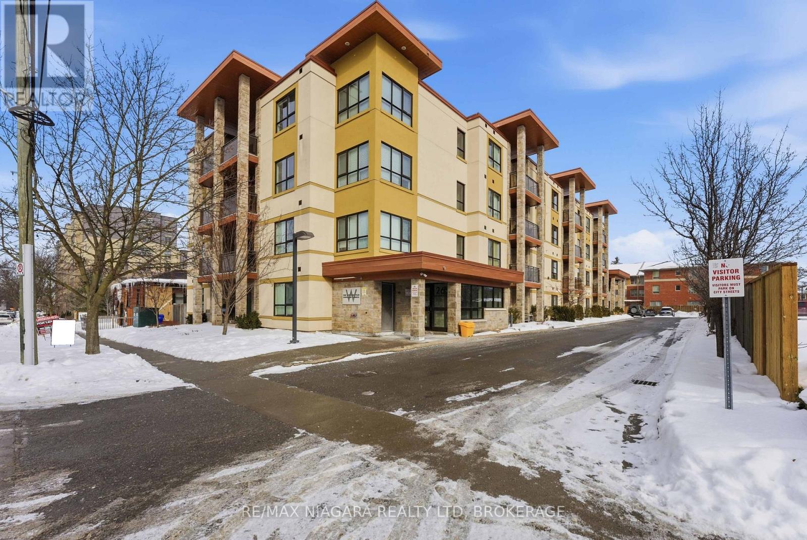 404 - 26 WELLINGTON STREET, St. Catharines, Ontario