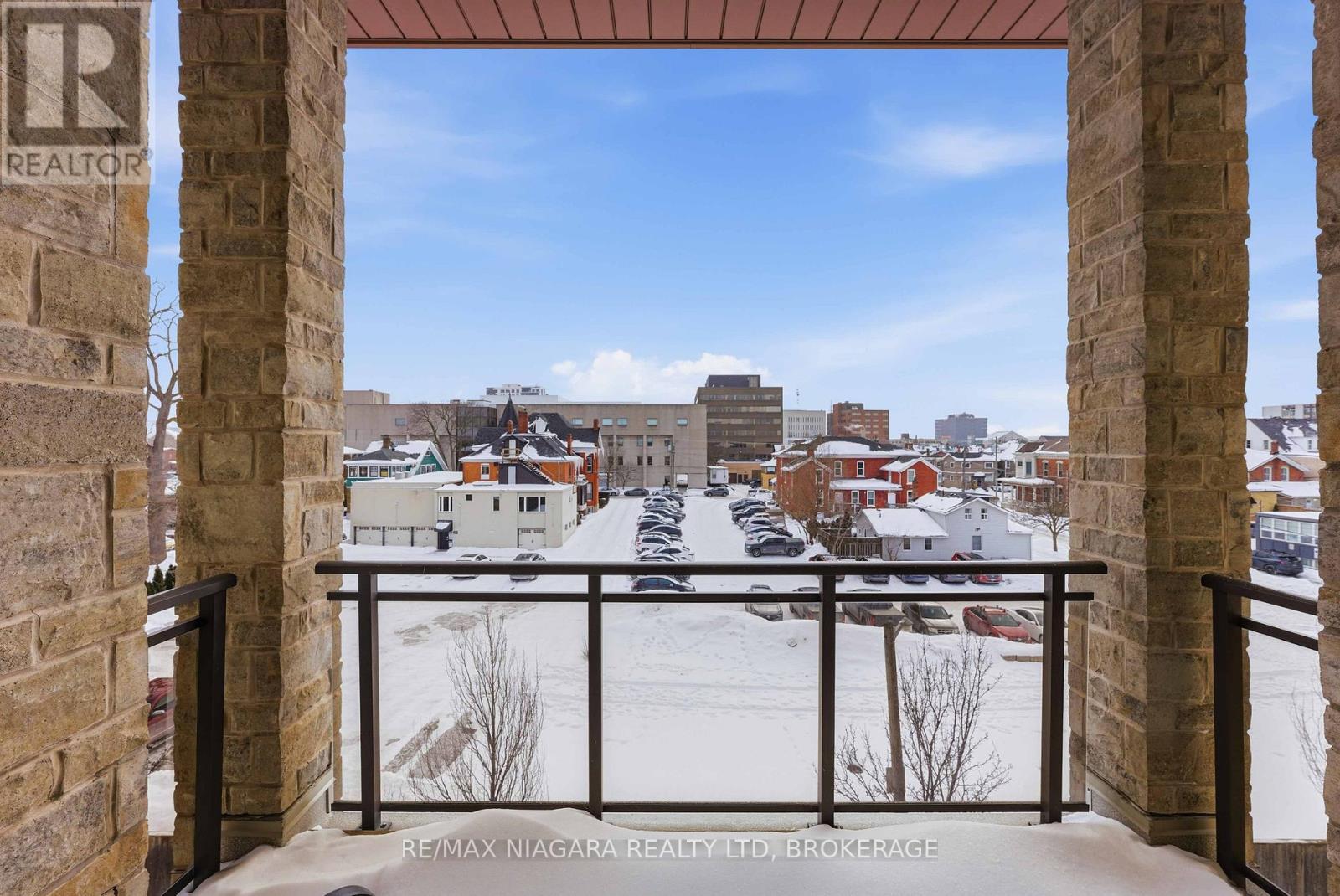 404 - 26 Wellington Street, St. Catharines, Ontario  L2R 5P8 - Photo 23 - X12929028