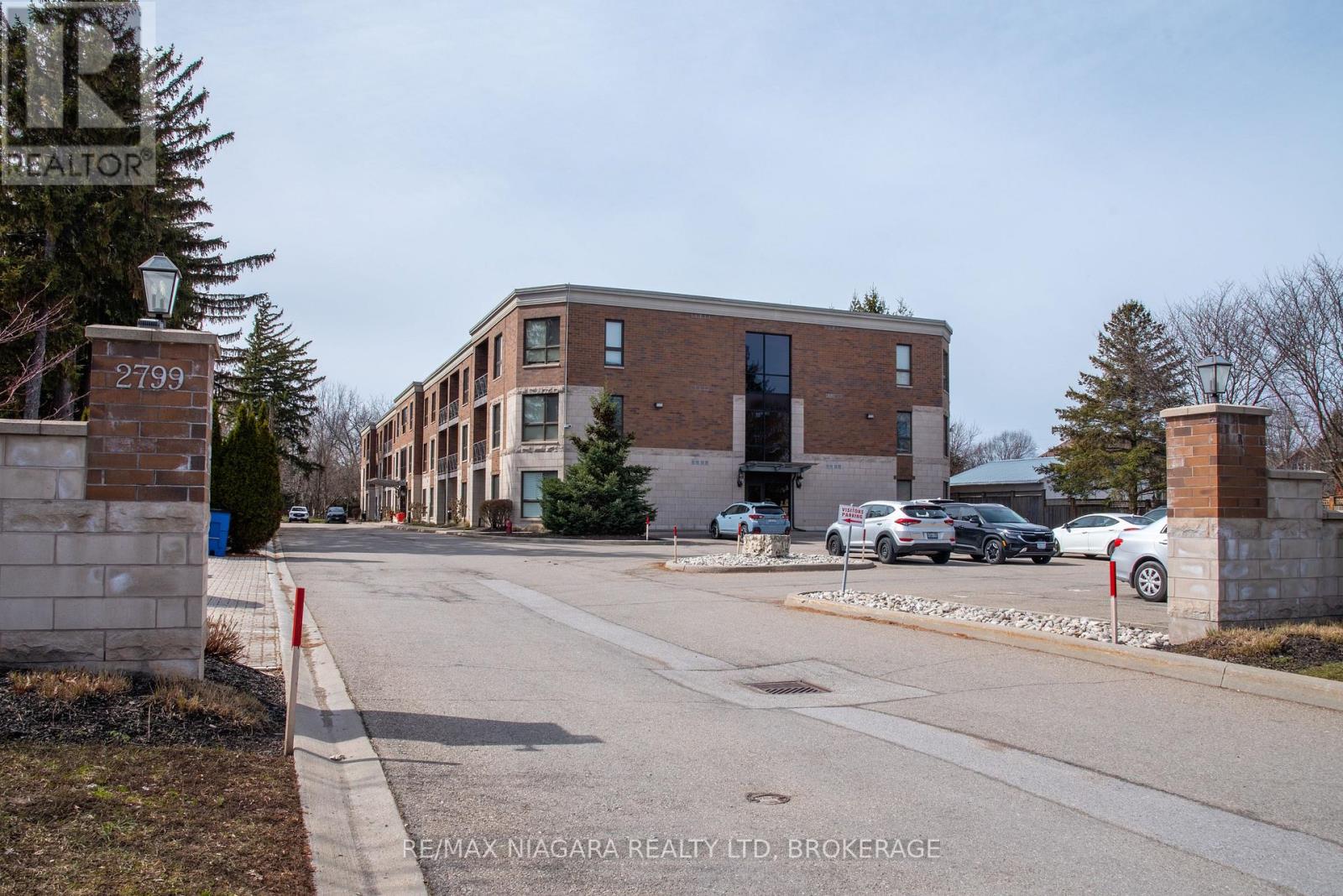 306 - 2799 ST. PAUL AVENUE, Niagara Falls, Ontario