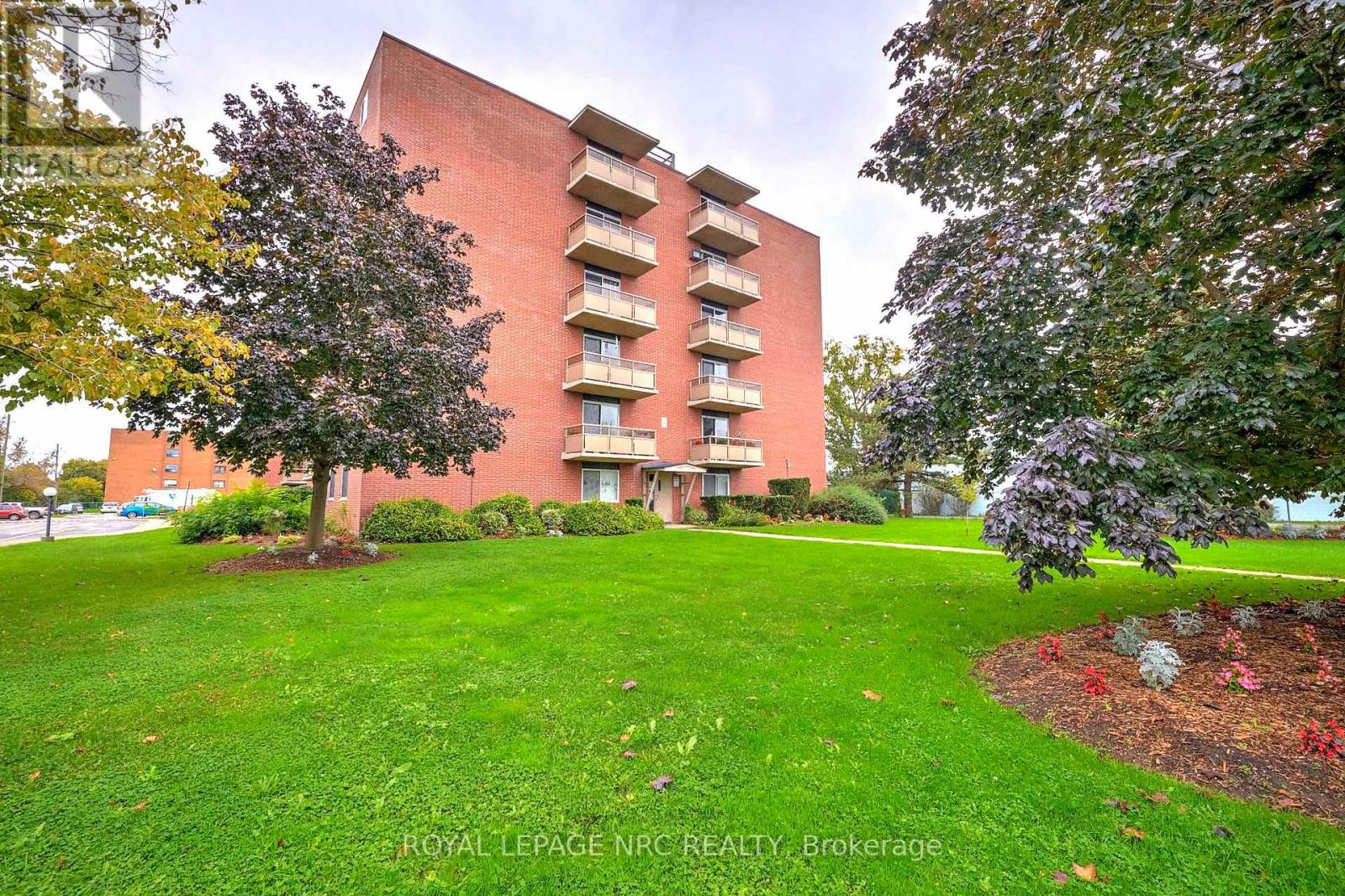 209 - 264 GRANTHAM AVENUE, St. Catharines, Ontario