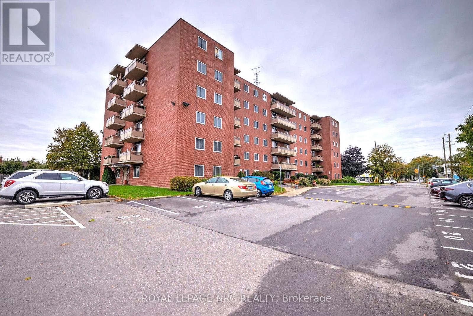 209 - 264 Grantham Avenue, St. Catharines, Ontario  L2M 5B5 - Photo 32 - X12929234