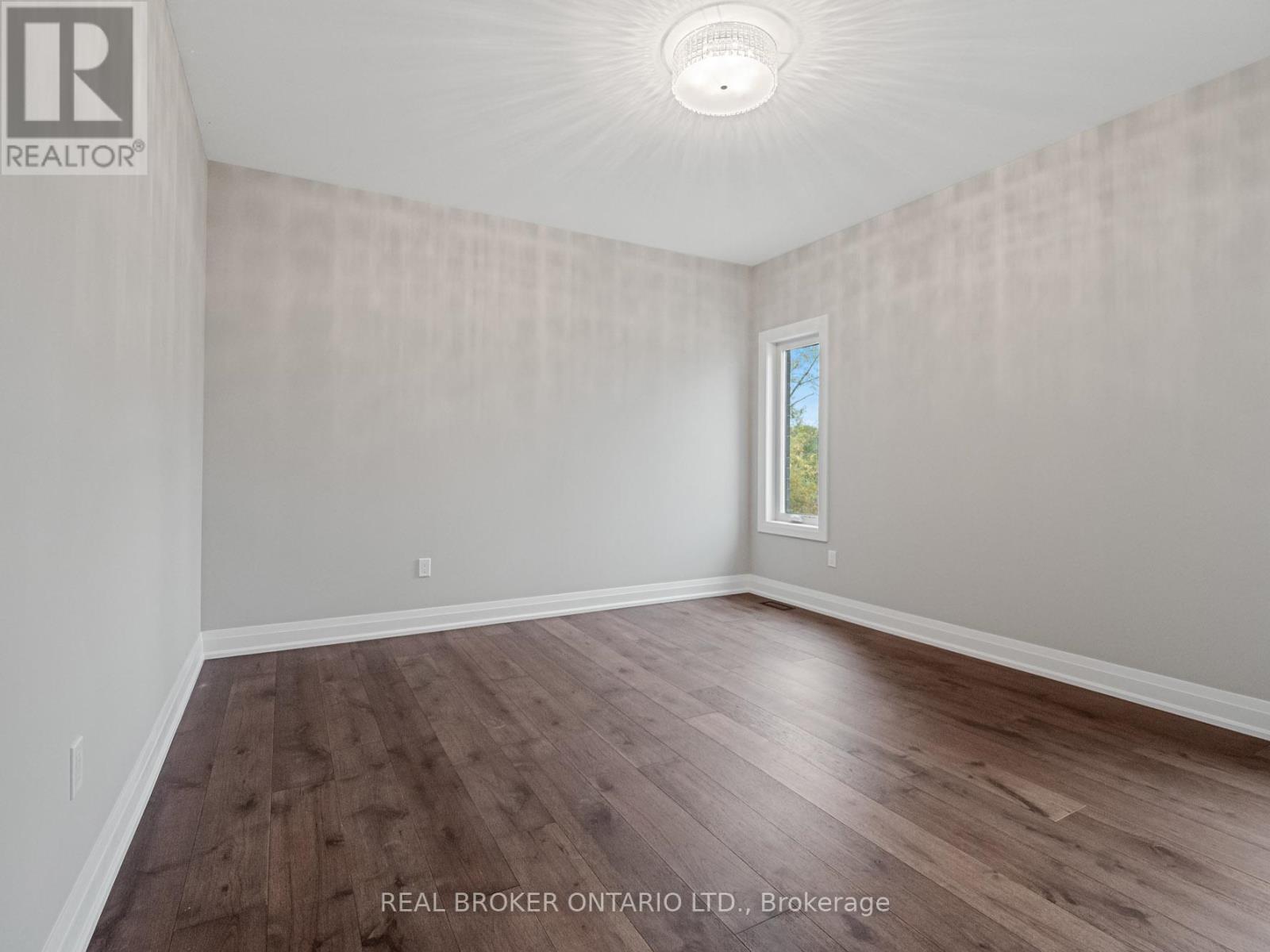 149 Willowbrook Drive, Welland, Ontario  L3C 0G2 - Photo 12 - X12930870