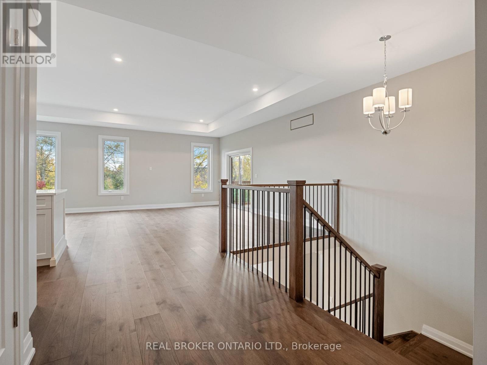149 Willowbrook Drive, Welland, Ontario  L3C 0G2 - Photo 16 - X12930870