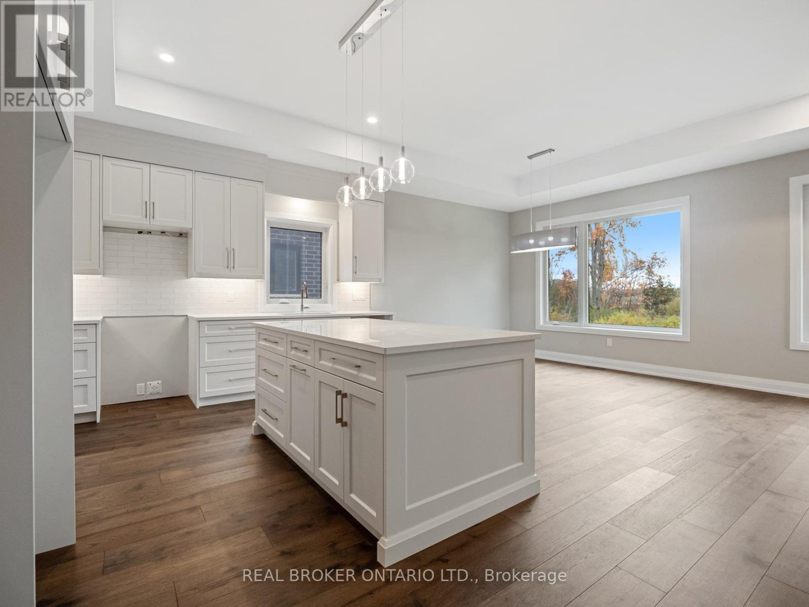 149 Willowbrook Drive, Welland, Ontario  L3C 0G2 - Photo 17 - X12930870