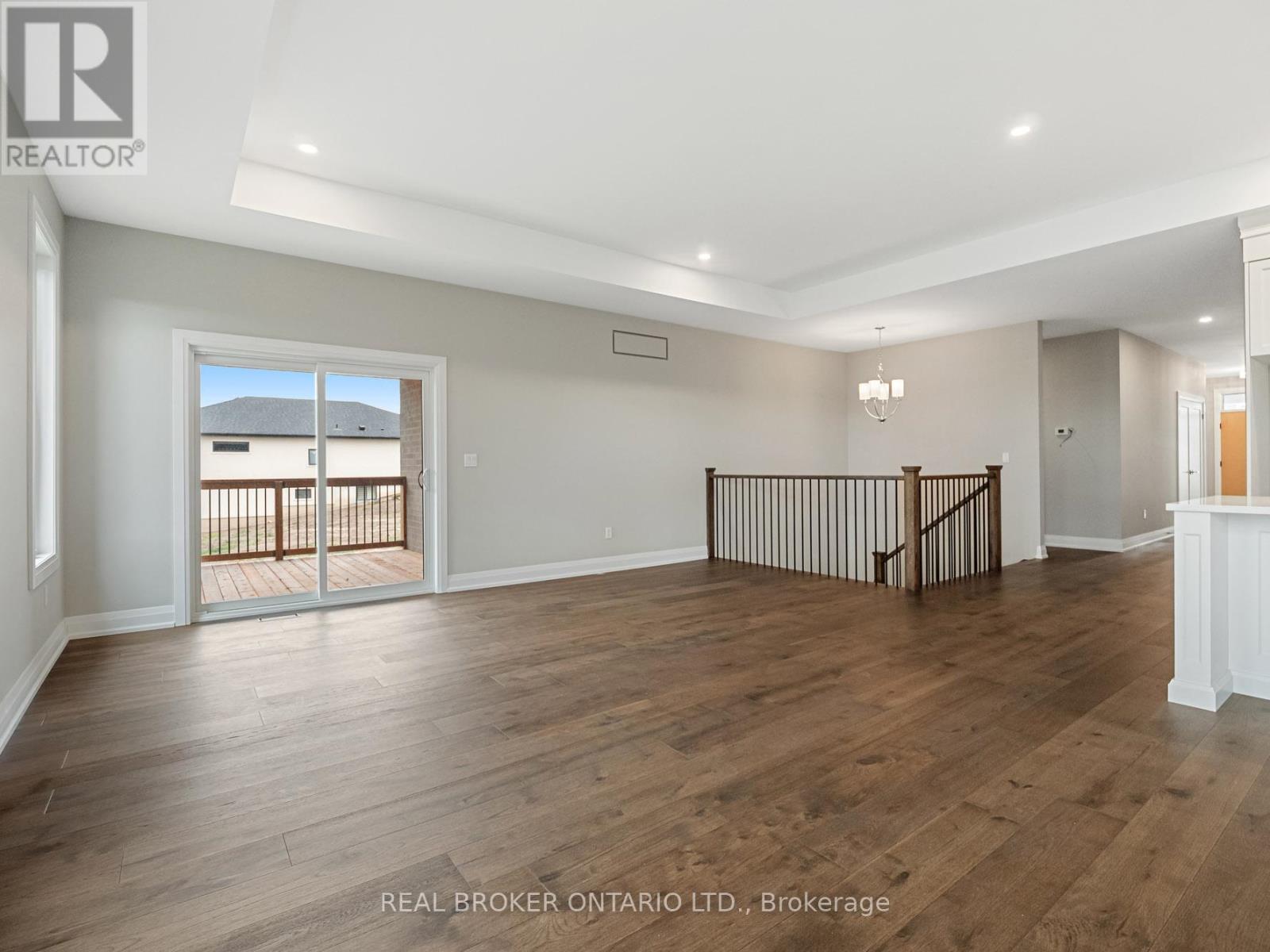 149 Willowbrook Drive, Welland, Ontario  L3C 0G2 - Photo 22 - X12930870
