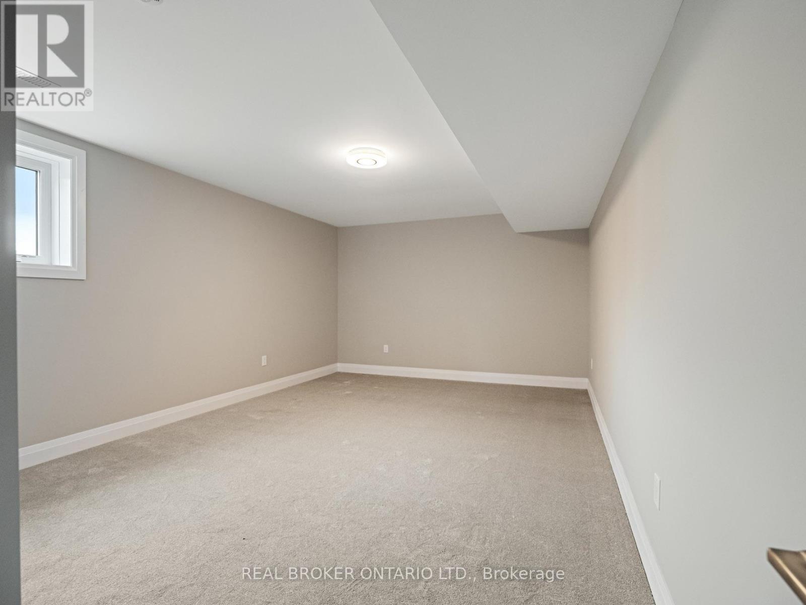 149 Willowbrook Drive, Welland, Ontario  L3C 0G2 - Photo 30 - X12930870