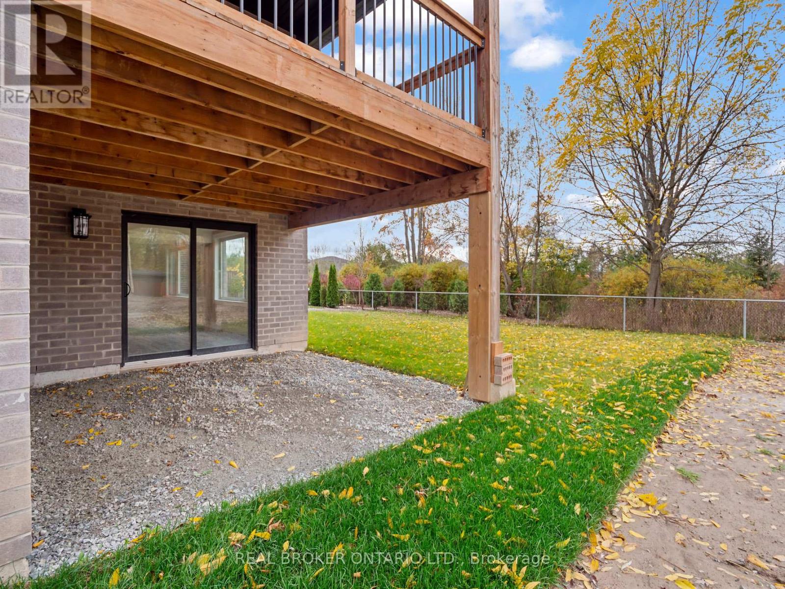 149 Willowbrook Drive, Welland, Ontario  L3C 0G2 - Photo 33 - X12930870