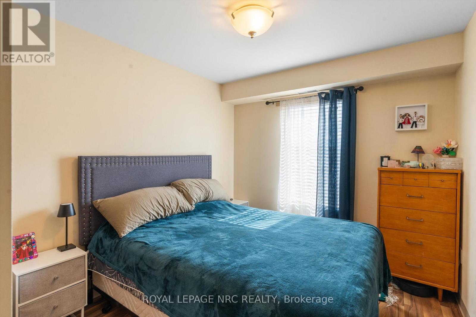 240 - 411 Lake Street, St. Catharines, Ontario  L2N 4H5 - Photo 12 - X12931862