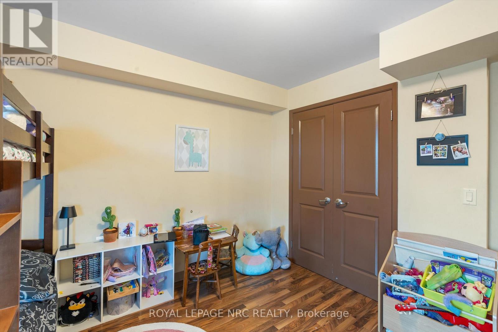 240 - 411 Lake Street, St. Catharines, Ontario  L2N 4H5 - Photo 18 - X12931862