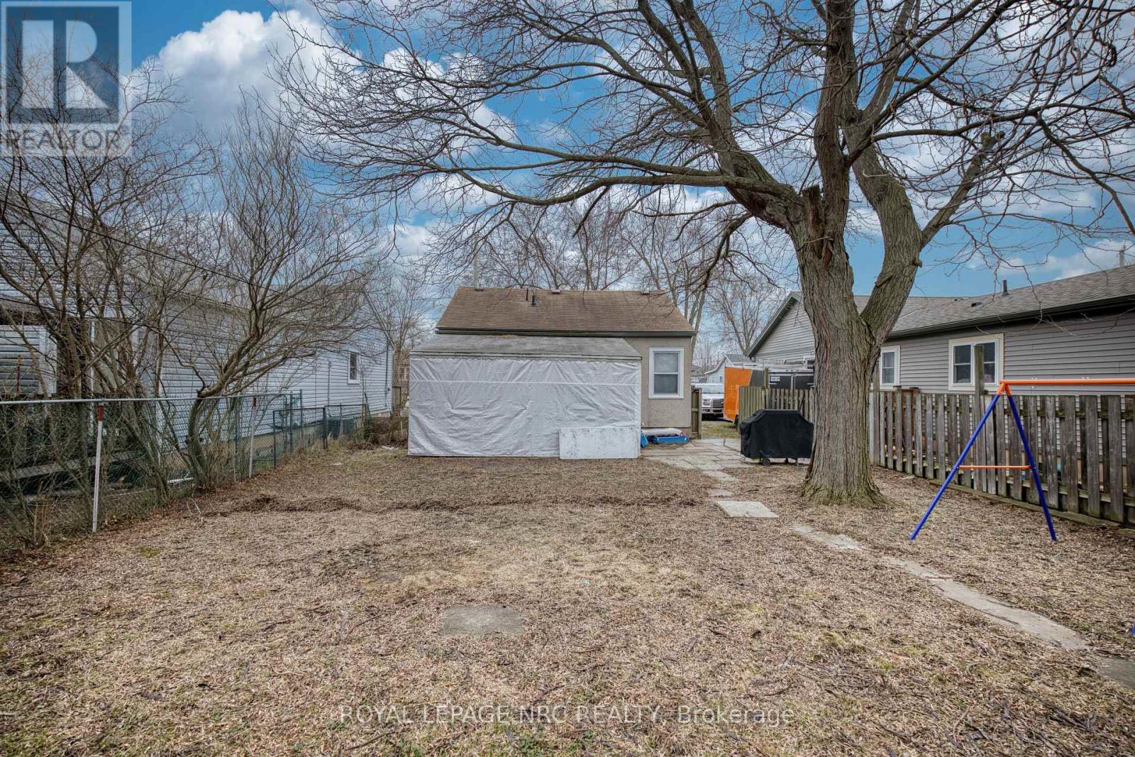 14 Hilda Street, St. Catharines, Ontario  L2S 1Z8 - Photo 15 - X12932088