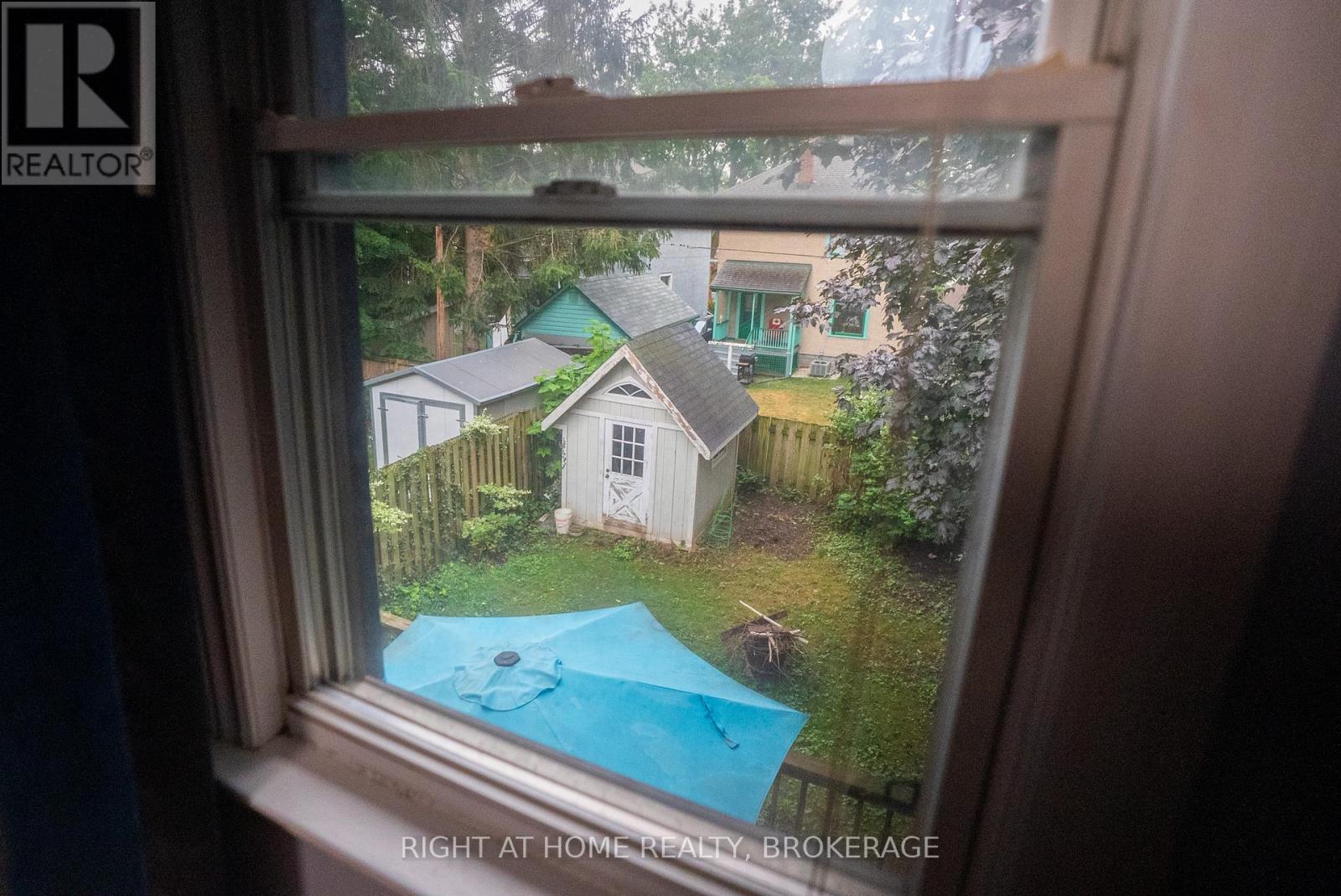 88 Chaplin Avenue, St. Catharines, Ontario  L2R 2E7 - Photo 17 - X12932092